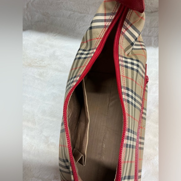Burberry Shoulderbag - Picture 14 of 16
